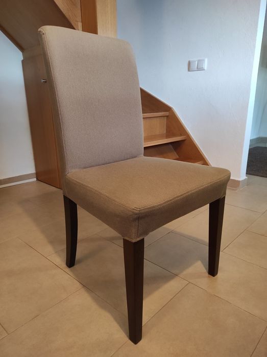 4 Cadeiras de mesa de jantar