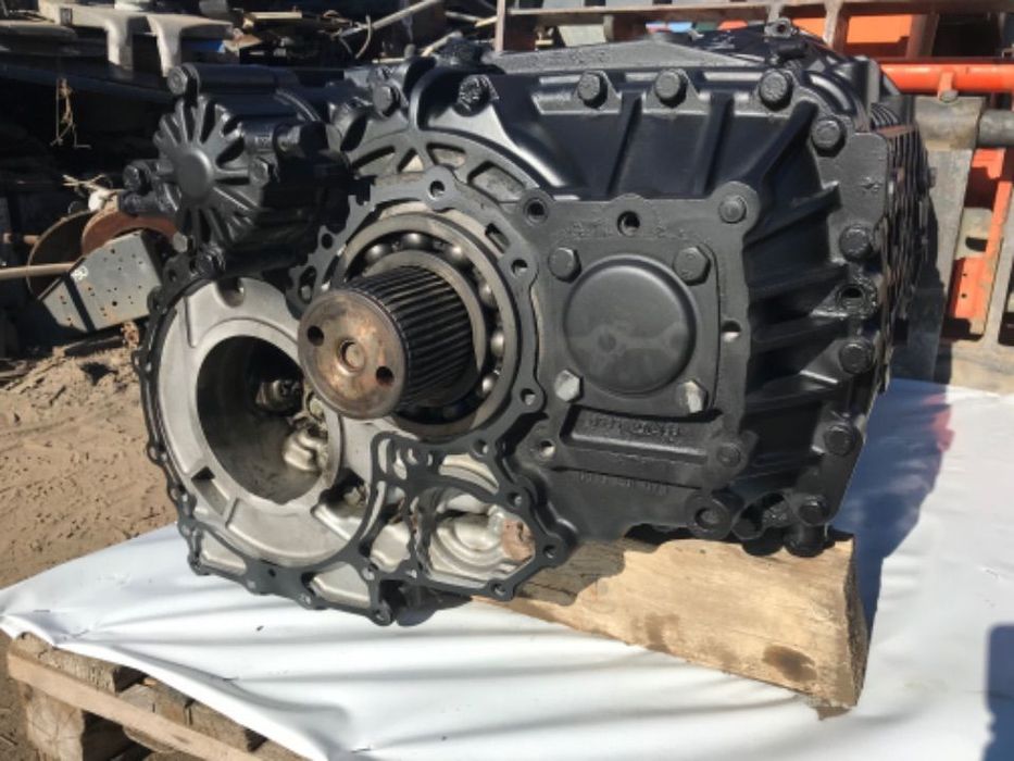 Skrzynia Biegow MAN DAF ZF 16 s 2521 /  2523 HydroDrive czesci pompa