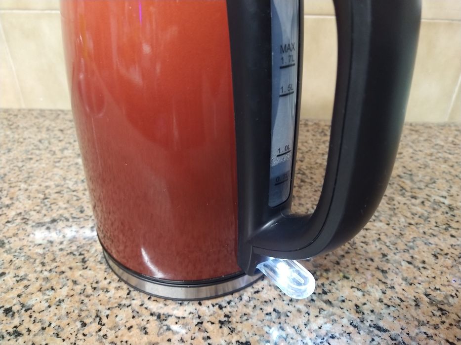 Chaleira fervedor de água casa quarto apartamento vivenda escritório.