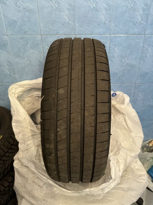 Комплект коліс в зборі R17 Goodyear