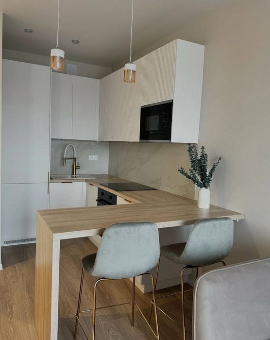 Свет не отключают,центр,новострой,вид моря,балкон,пр.Шевченко,подобово