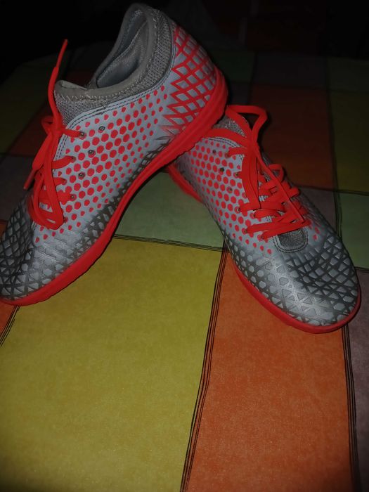 Сороконідки і футзалки