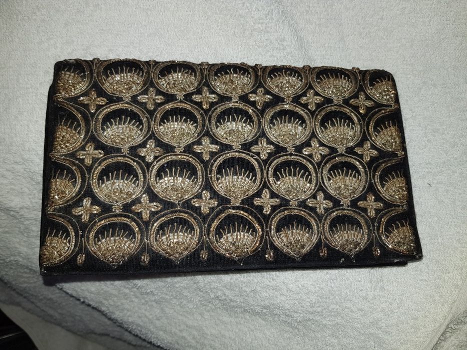 Pochete Senhora veludo preta