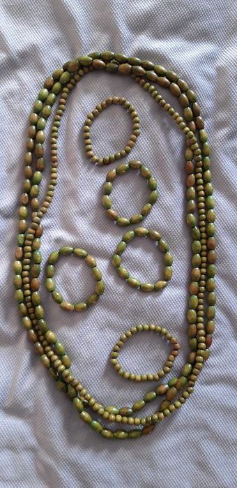 Korale - naszyjniki i bransoletki