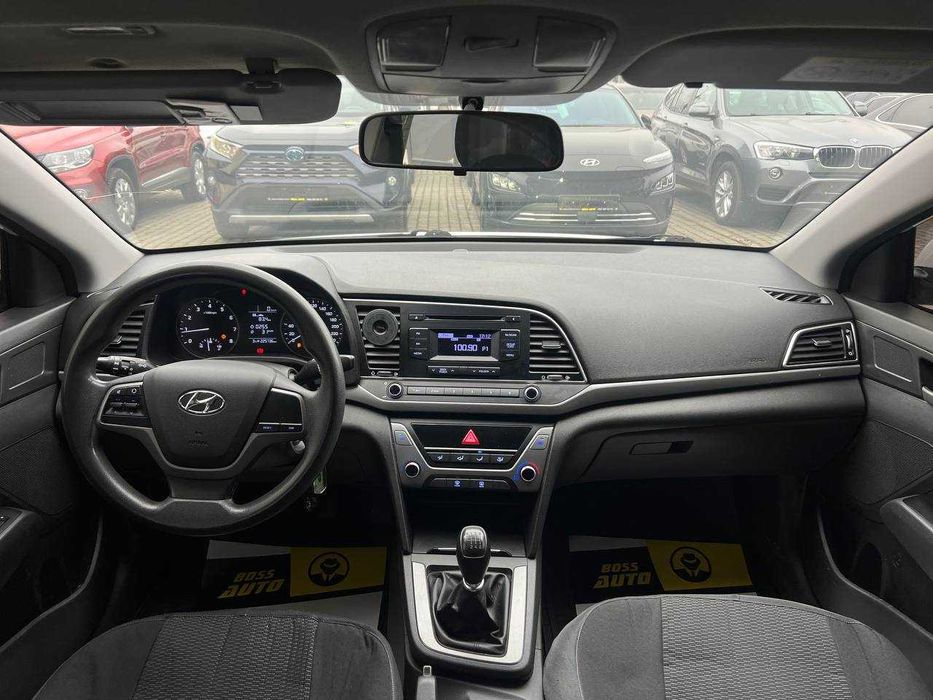 Hyundai Elantra 2016