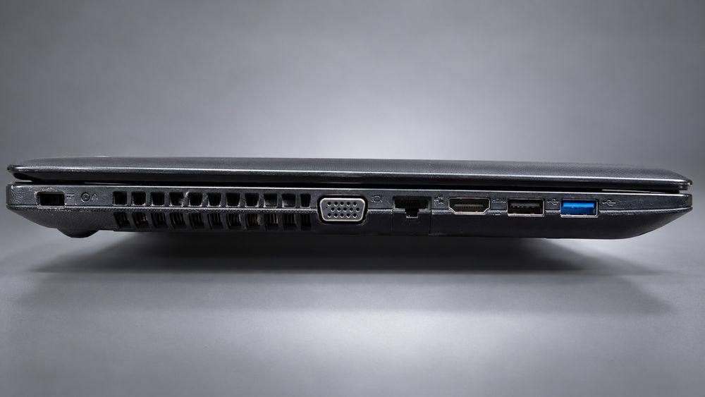 Игровой  Ноутбук Lenivo Z50 (Core i7/8Gb/ SSD  / video 2Gb)