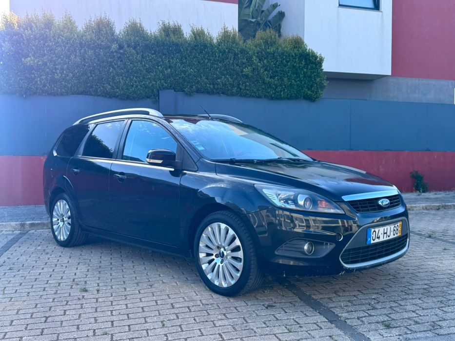 Ford focus titanium bom estado