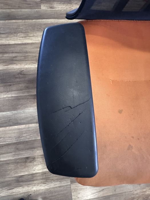 Б/у Компьютерный стул/кресло