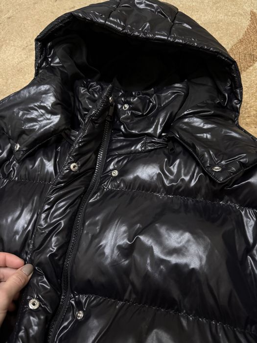 Пуфер жіночий чорний Sprandi