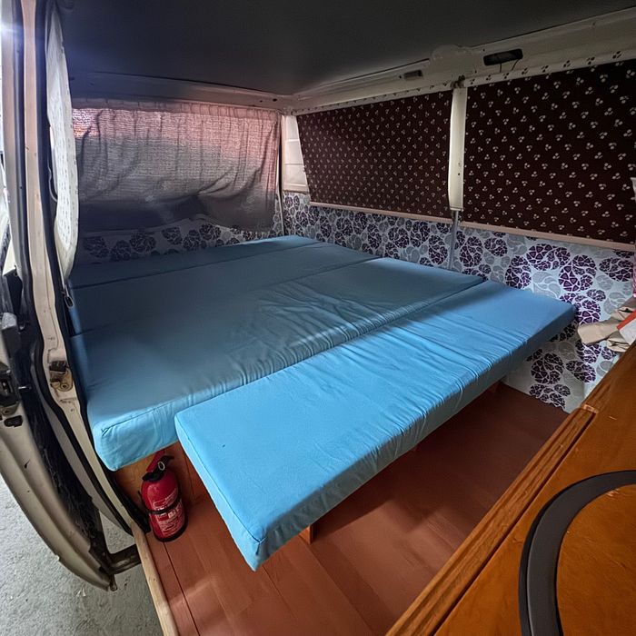 Vende-se Volkswagen Transporter T3 –  Clássica & Versátil!