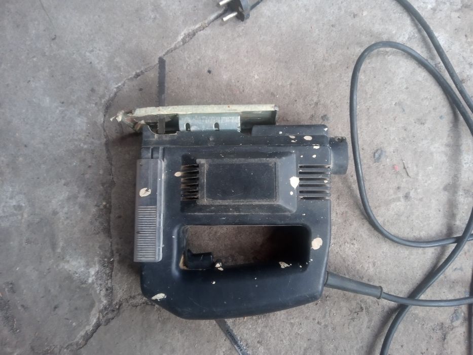 Продам електролобзик