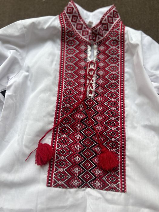 Дитяча вишиванка