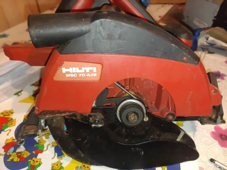 Pila Hilti Aku 2 ładowarki 550zl