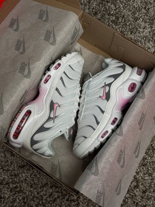 Кросівки Кроссовки Nike Air Max Plus White Metallic Pink Белый Розовый Білий Рожевий Кросовки демісезон