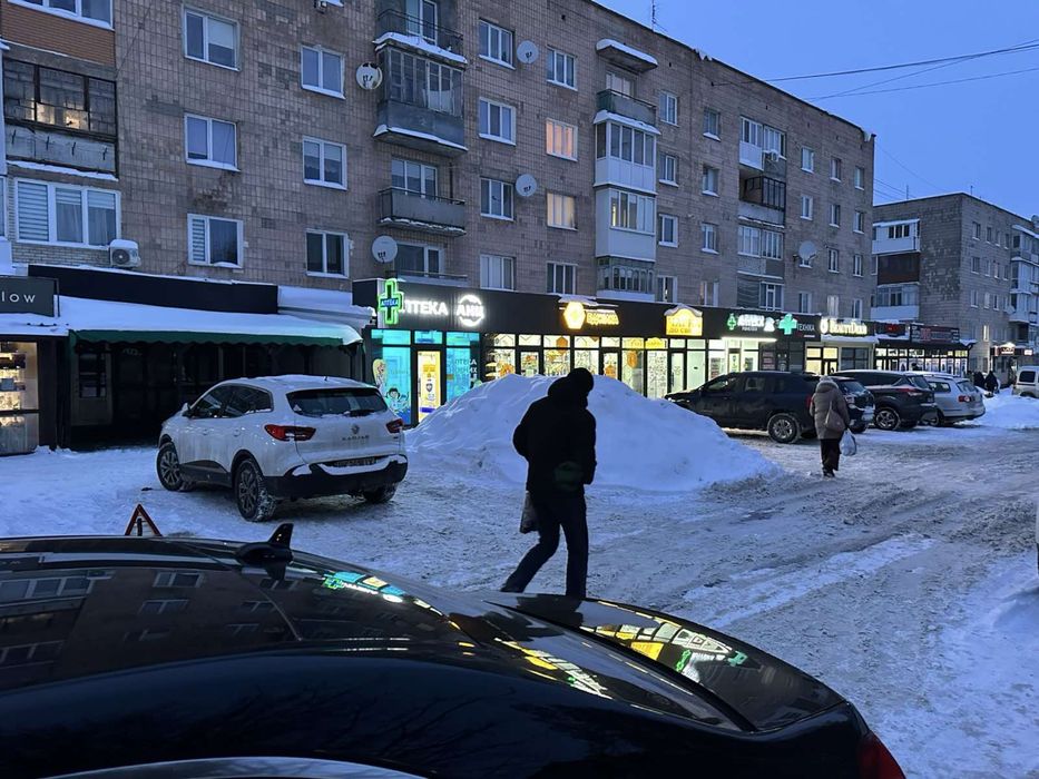 БАЗАРЧИК• КІЛЬЦЕ•Оренда комерційного приміщення
