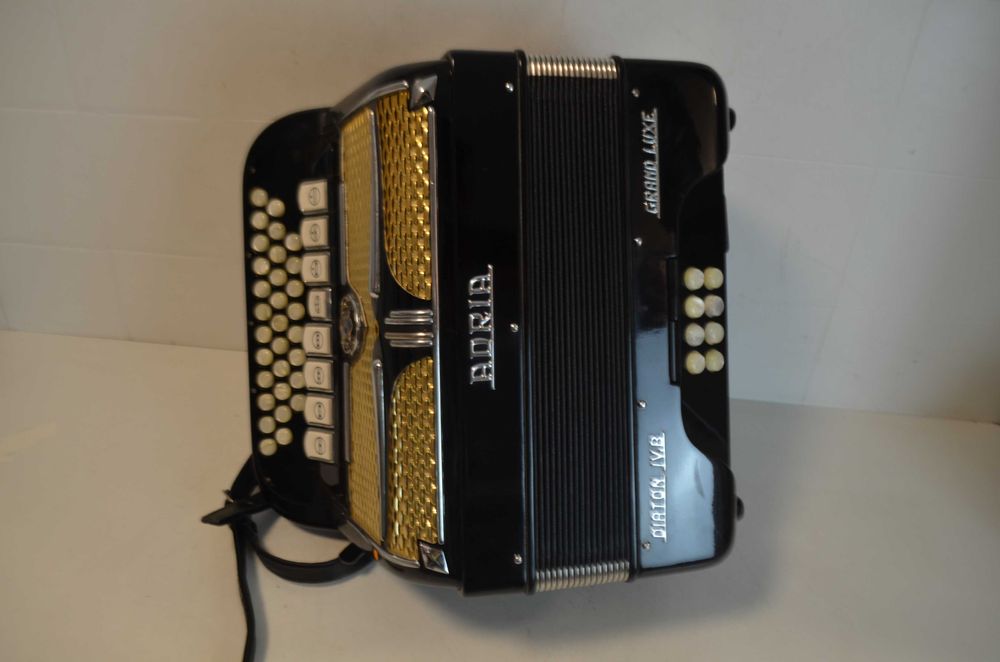 Concertina Adria 4 voz Do N 227