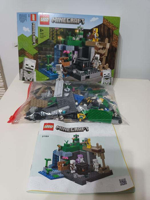 Lego Minecraft  loch szkieletów.