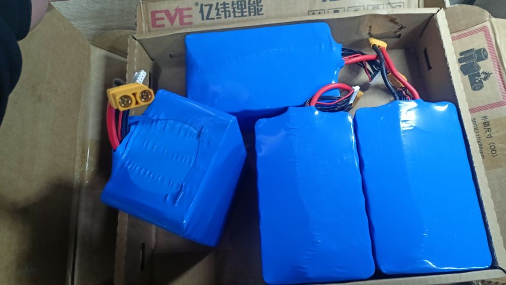 FPV акумулятор 8s5p 20000 mah 21700