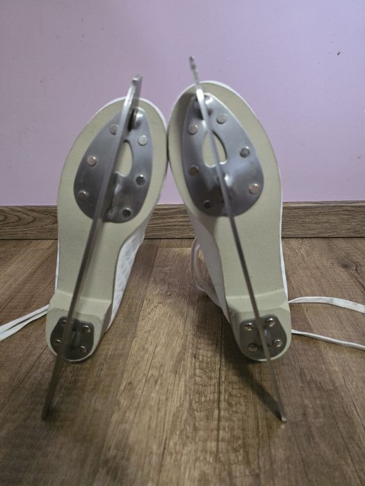 Łyżwy figurowe 37