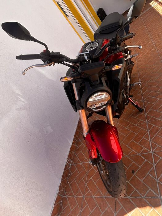 Vendo moto 125cbr  2023