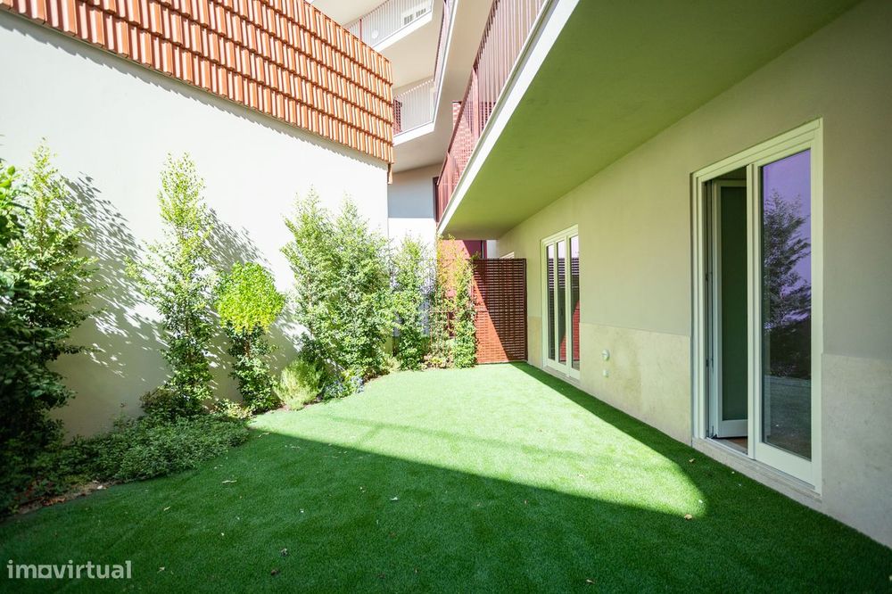 Apartamento T2 Duplex De Luxo, A 3 Minutos Da Av. Da Liberdade