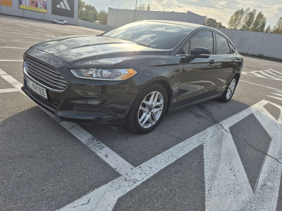 Ford Fusion (американська версія) з атмосферним двигуном 2.5 л