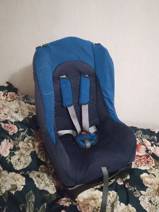 Fotelik samochodowy dla dzieci.0-20kg.