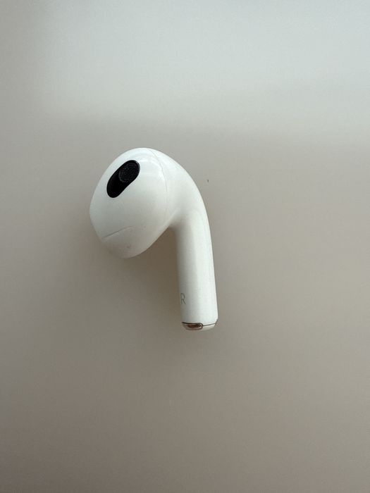Apple Airpod 3 - Direito
