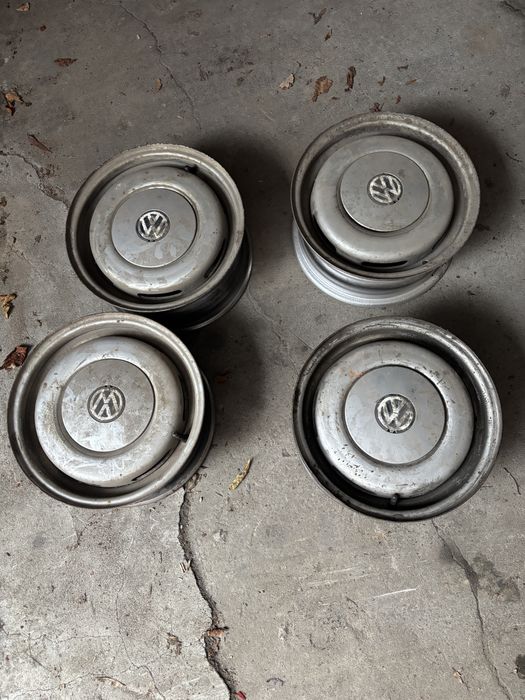 Oryginalne felgi stalowe 13” VW
