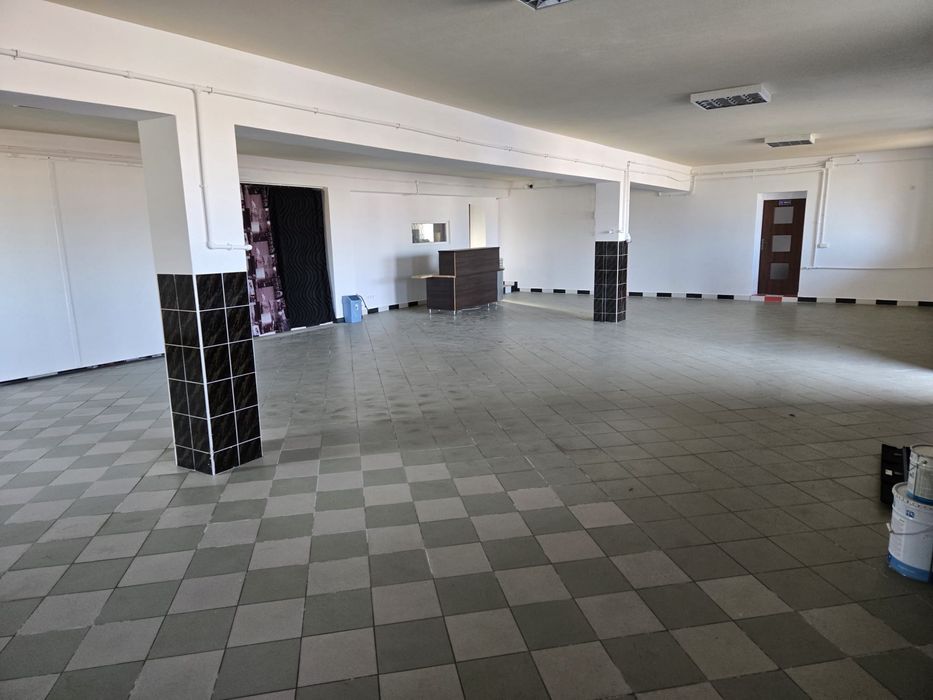 Wynajmę hale łacznie 196m2