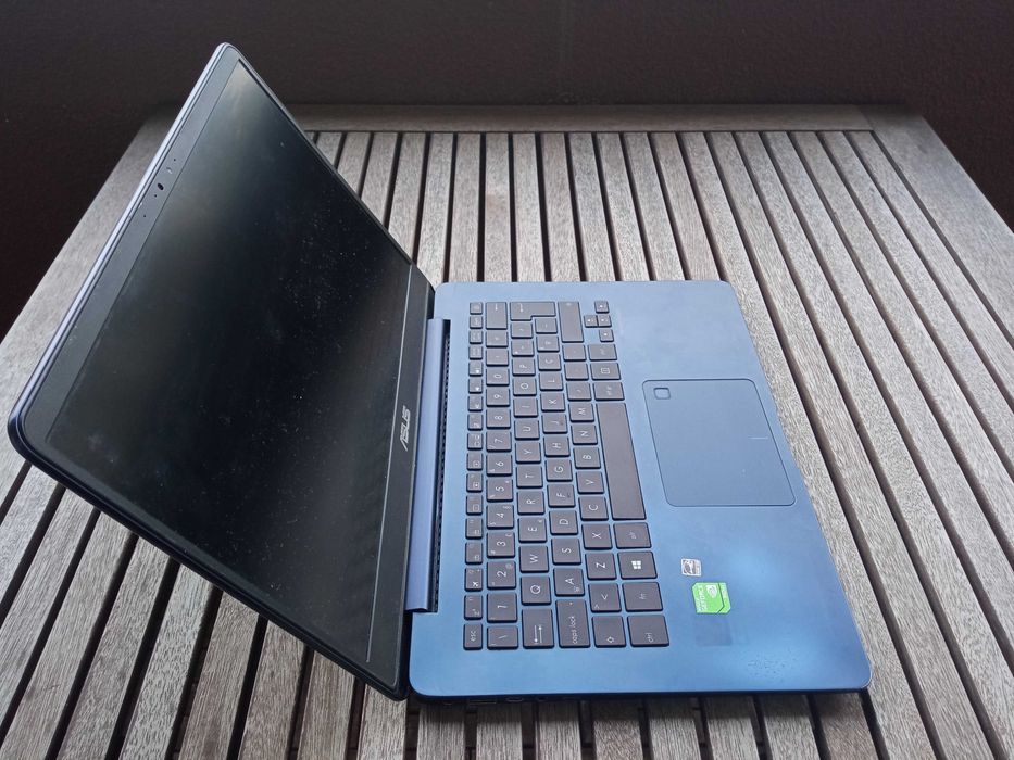 Portátil ASUS Zenbook