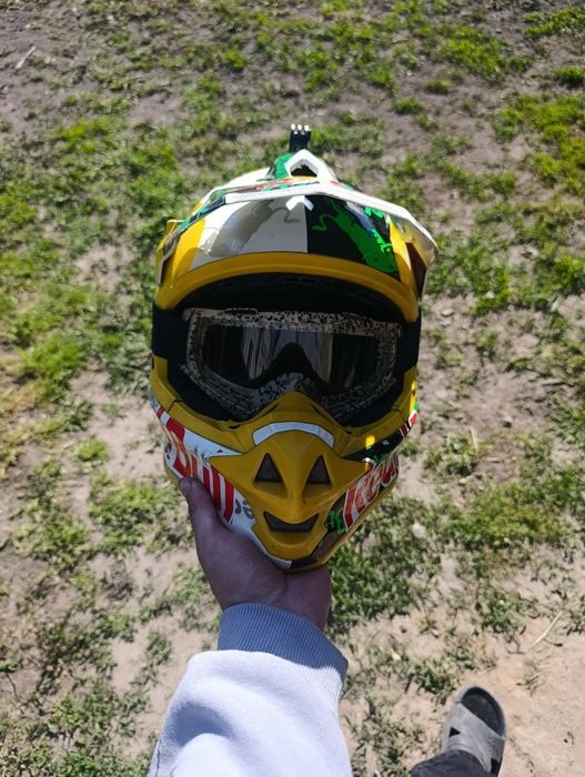 Заголовок: Кросовий шолом Kenny MX GP (Розмір М) + маска в комплекті

Ціна: 2000 грн