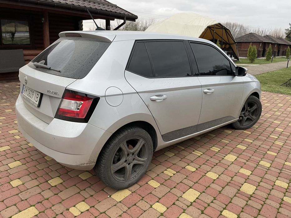 Шкода фабія 2018 року 1.4 дизель Ідеал