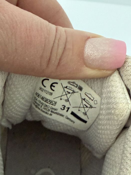 Buty dla dziewczynki 31