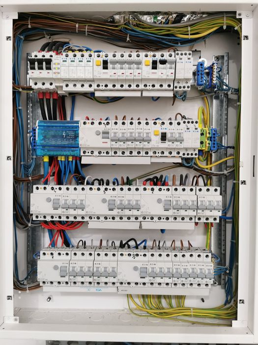 Usługi elektryczne, instalacje elektryczne, elektryk