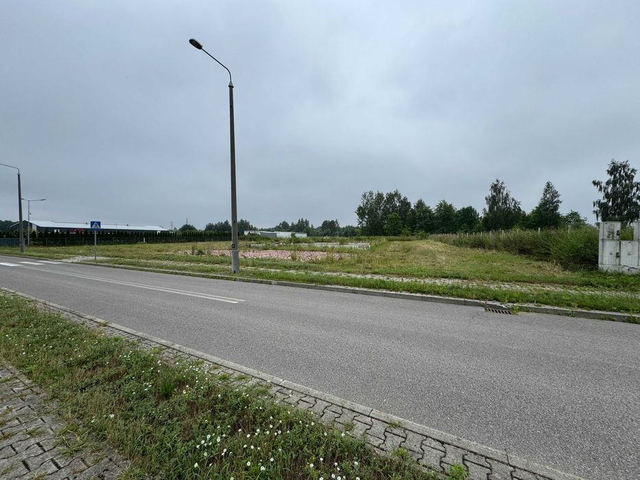 Sprzedam działkę z rozpoczętą budową w Kornicy, woj. Świętokrzyskie | 4000 m² - Więcej