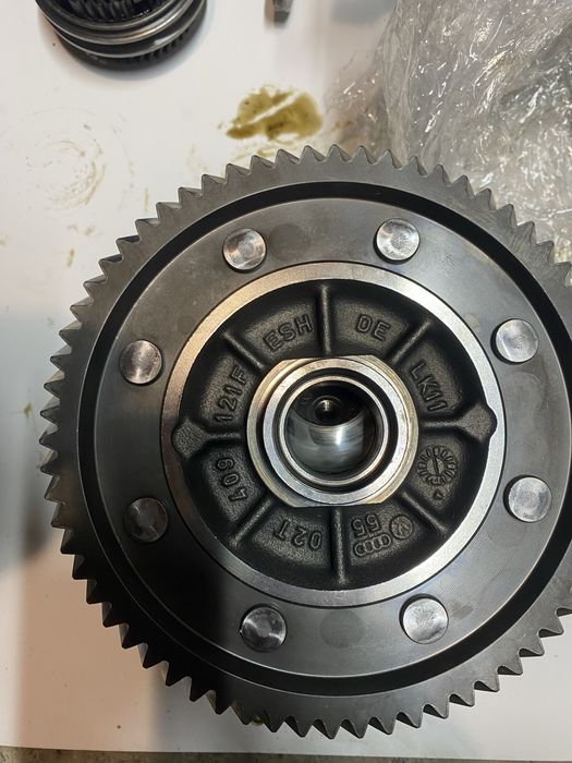 Запчастини МКПП 02T301103AB Корпус Деференціал 02T409121F