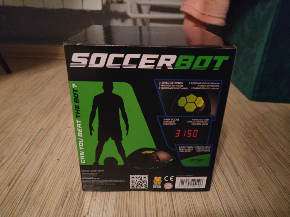 EPEE SOCCERBOT Inteligentny robot do gry w piłkę nożną z dziećmi nowy!