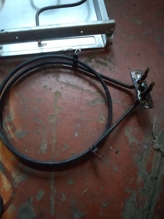 Продам бу запчасти для духовки АРИСТОН