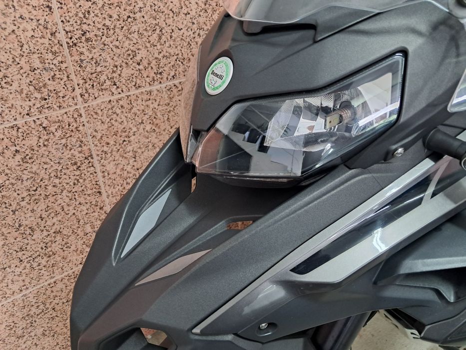 Benelli 502x impecável