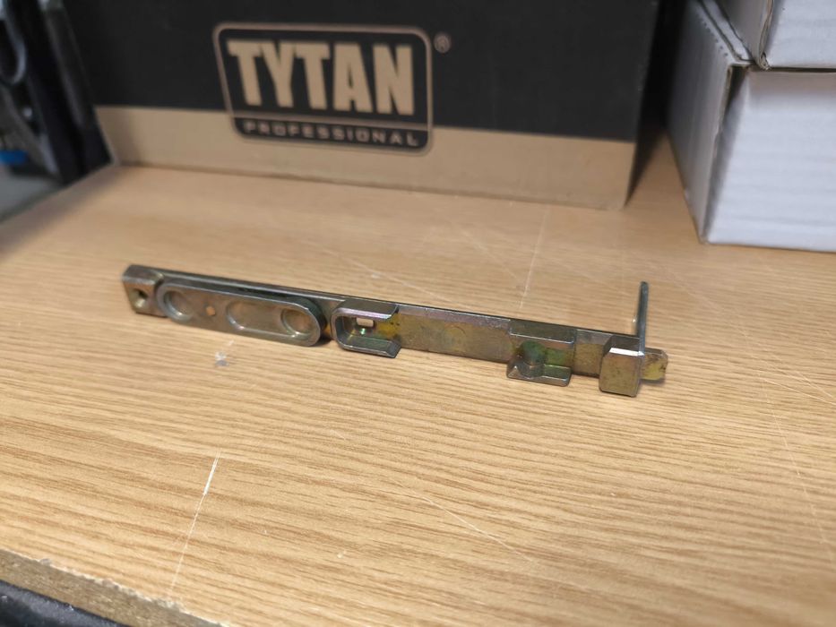 Rygiel dolny drewno ROMB