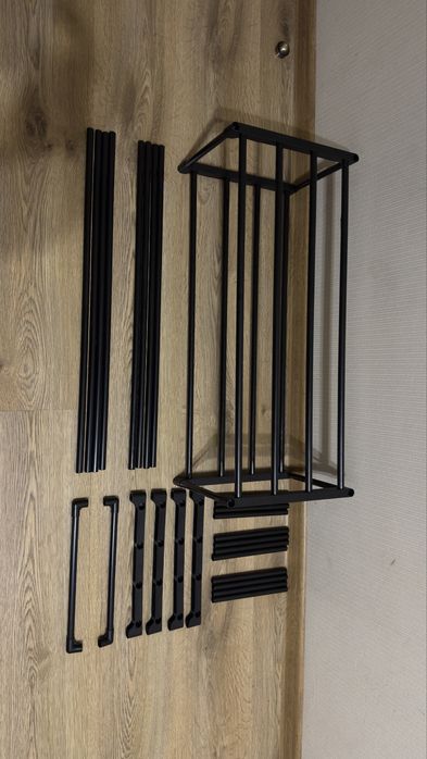 Минималистичная полочка для обуви