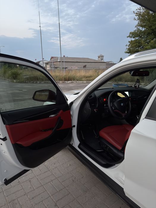 Продам BMW X1 2015
