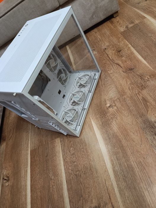 Корпус GameMax Infinity White