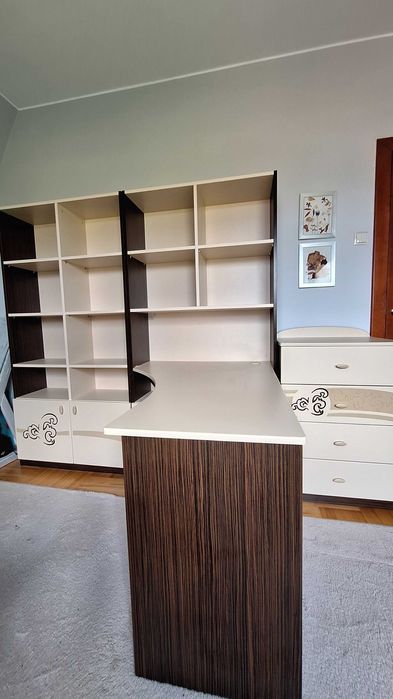 Meble Meblik dla dziewczynki – solidny, pojemny zestaw!