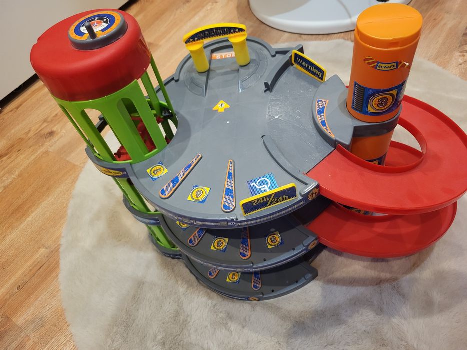 Garaż do zabawy duży