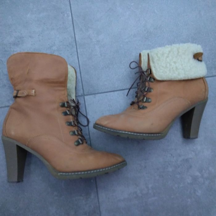 Botki skórzane camel