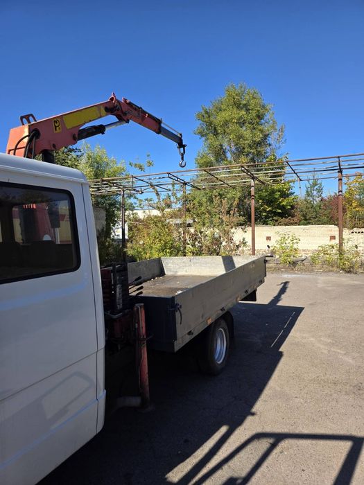 мерседес 711 1996 року