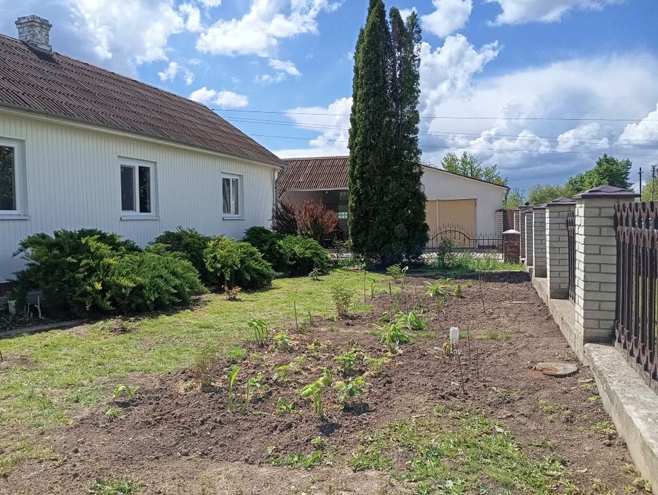 Продам будинок 3 гаражами, або обмін на кв.будинок!