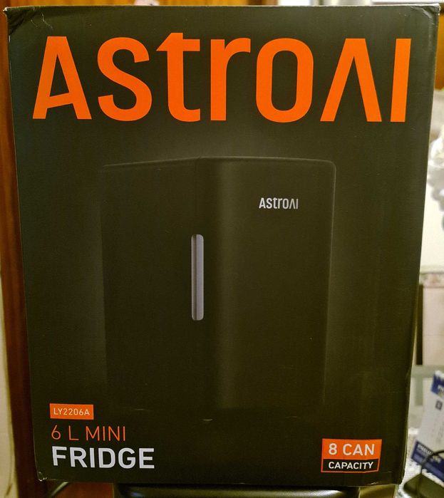 Mini Frigorífico AstroAI 6L – Portátil, Frio/Quente